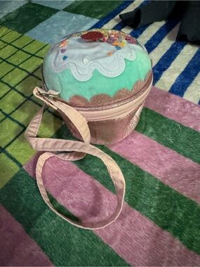 Kids Cupcake Crossbody Bag - Pink & Mint
